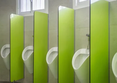 Separadores para WC en material fenólico verde