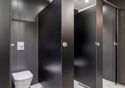 Separadores material fenólico con acabado oscuro